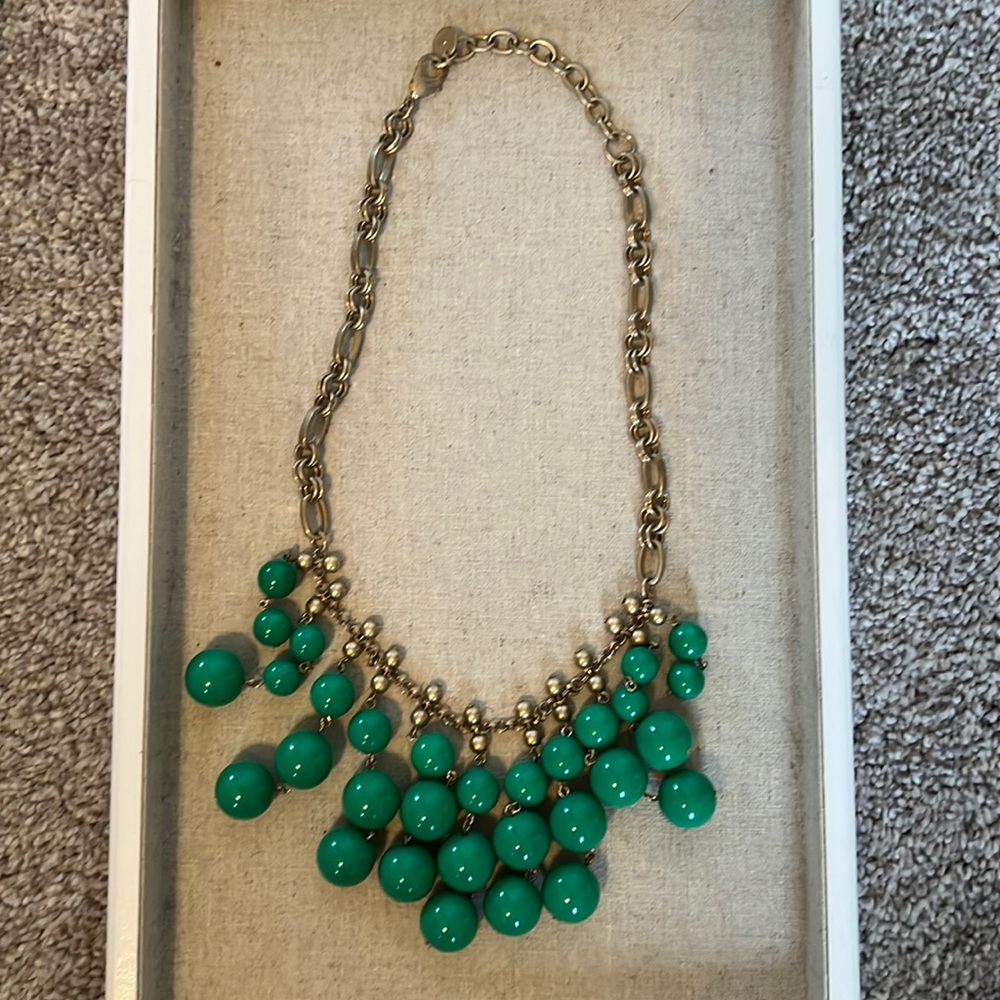 Stella and dot Jolie statement necklace green